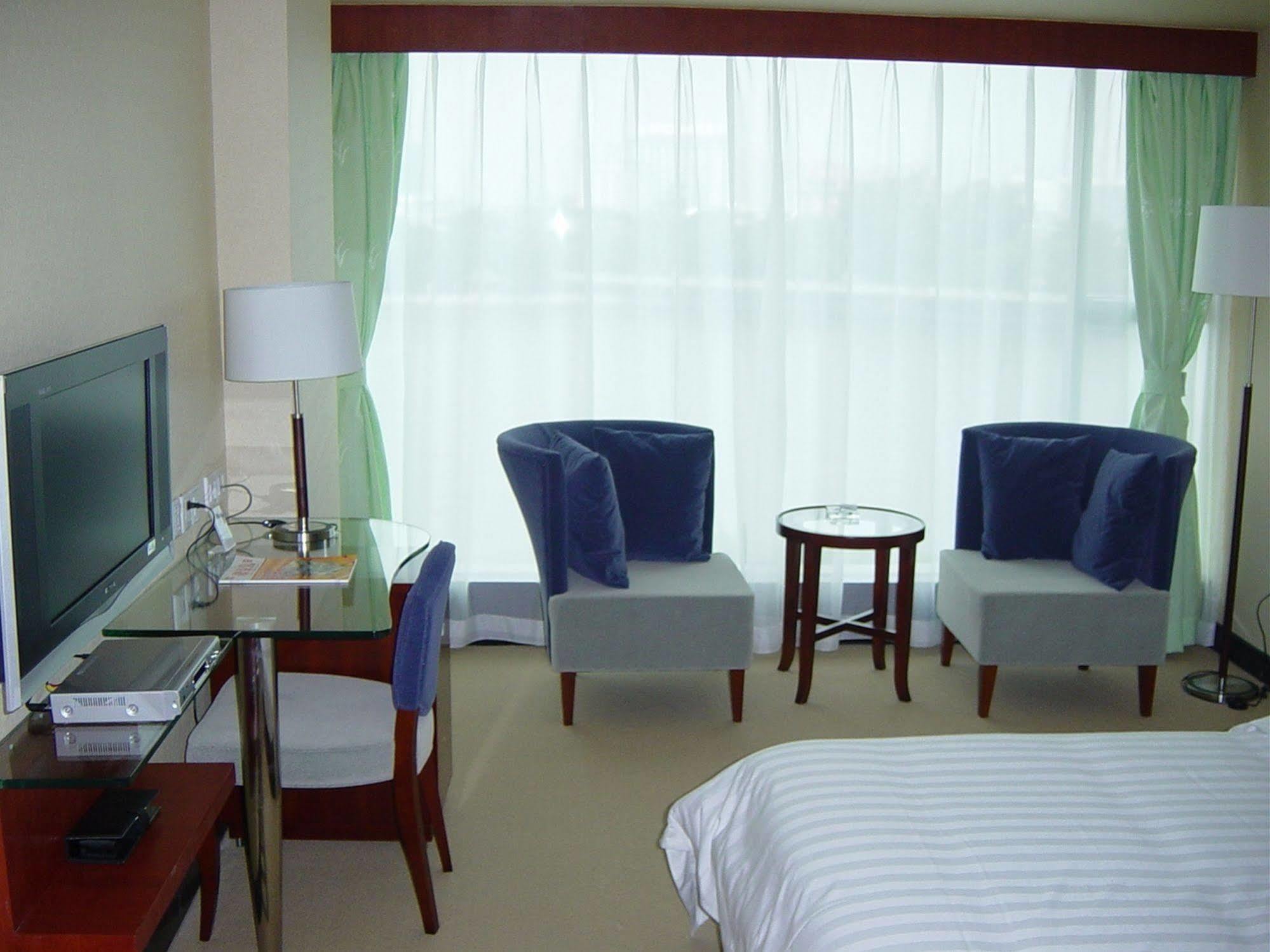 Jiang Yue Hotel Guangzhou Exterior photo
